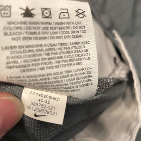 Nike Tour Performance Gray Striped Dri Fit Golf Pants Size 40x32 - Picture 10 of 11